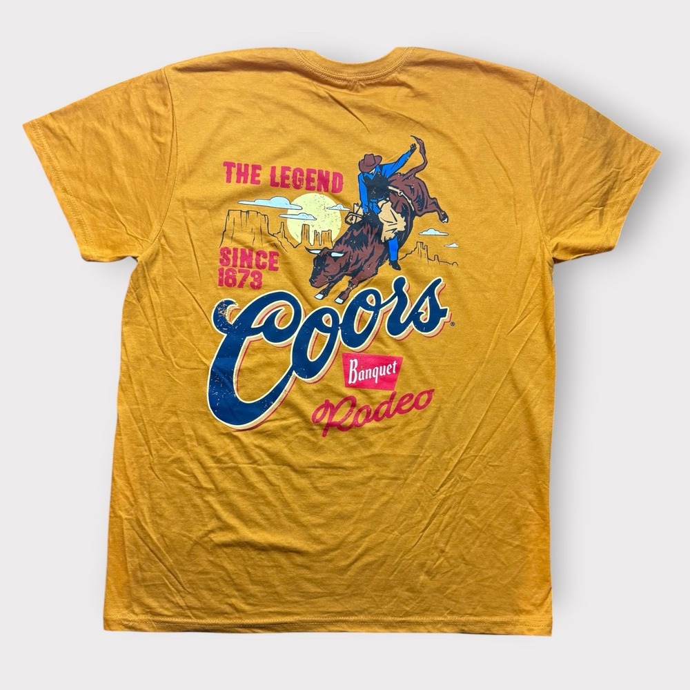 Coors Banquet Rodeo T-Shirt‎ Mens Large Mustard Yellow Graphic Tee Legend 1873